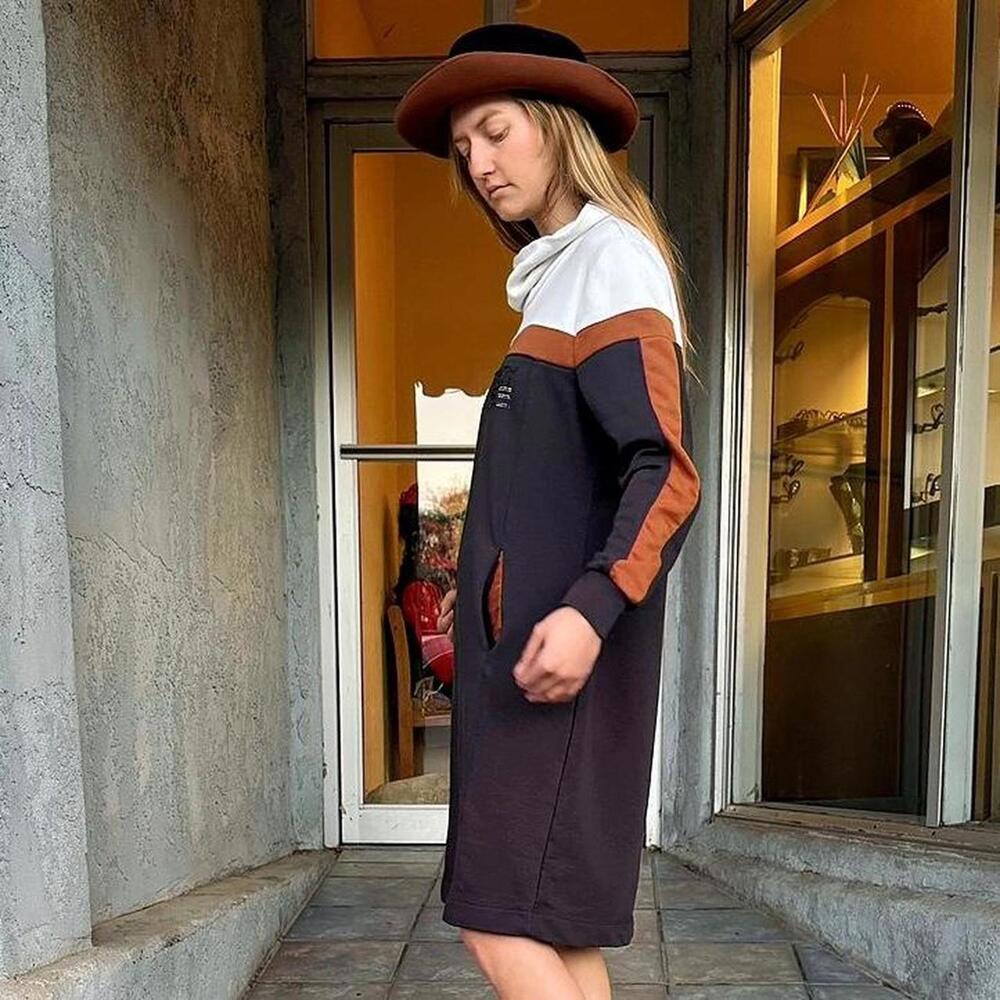 Dolcezza Colorblock Cowl Neck Sweatshirt Dress Medium - Picture 2 of 6